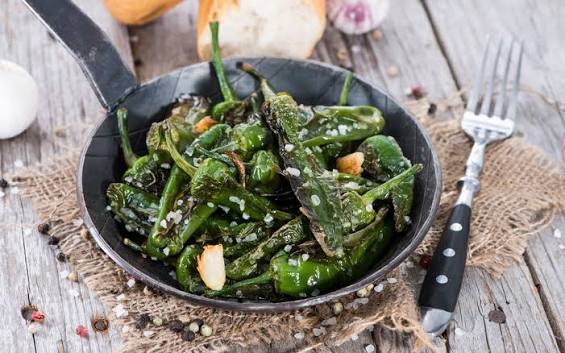 Pimientos de Padrón fritos